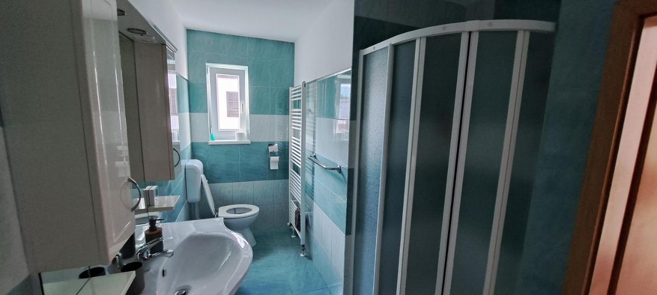 Apartma Bine Lägenhet Bled Exteriör bild