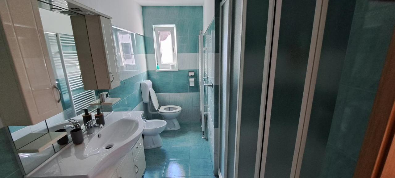 Apartma Bine Lägenhet Bled Exteriör bild