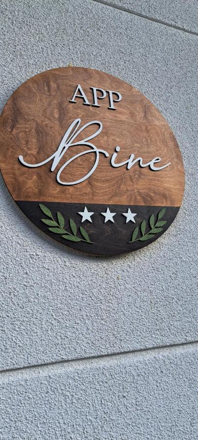 Apartma Bine Lägenhet Bled Exteriör bild